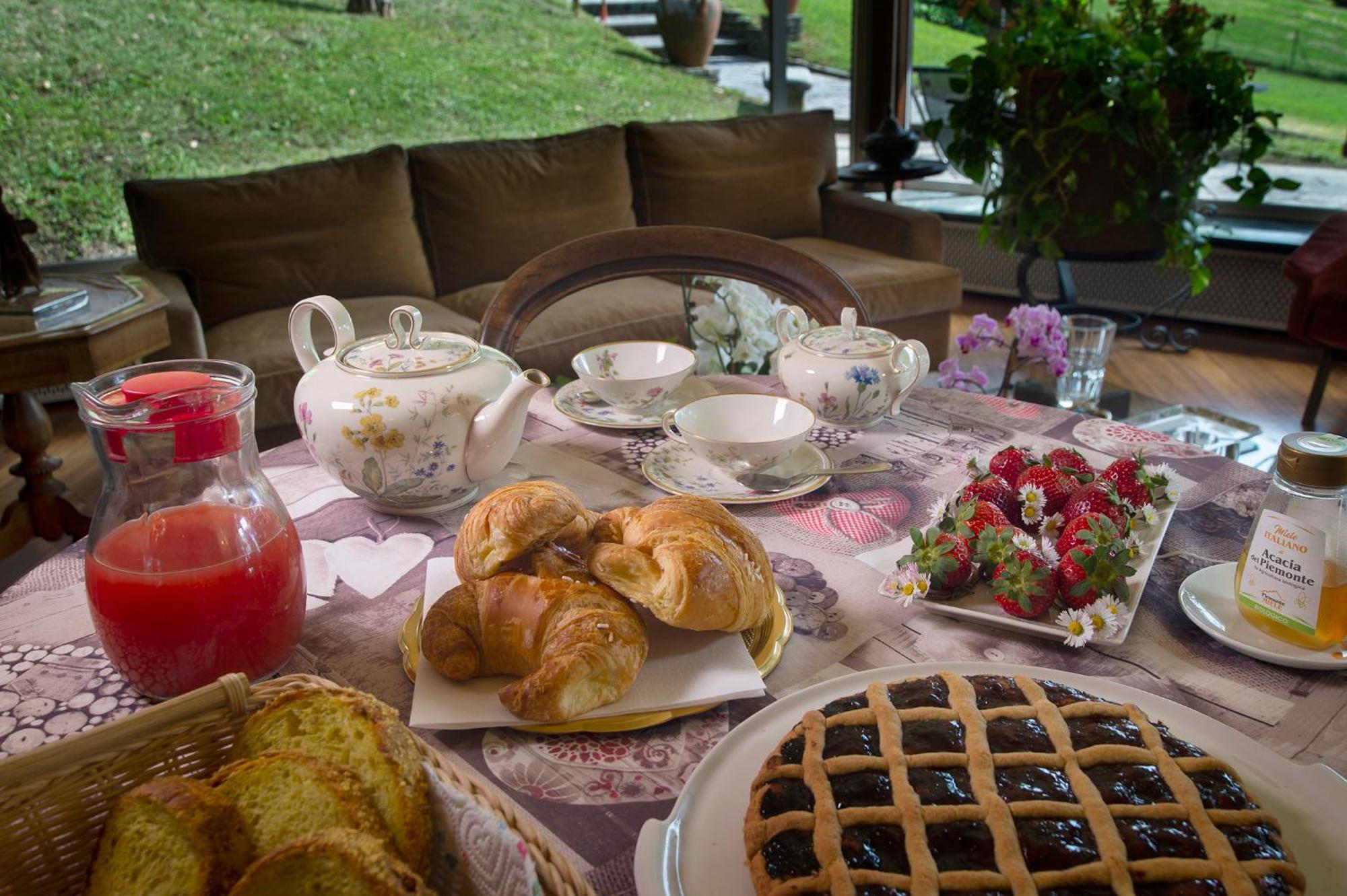 Il Colombe B&B Barzanò Eksteriør billede